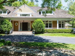 3 Toboggan Hill Path, Cold Spring Harbor, NY 11724