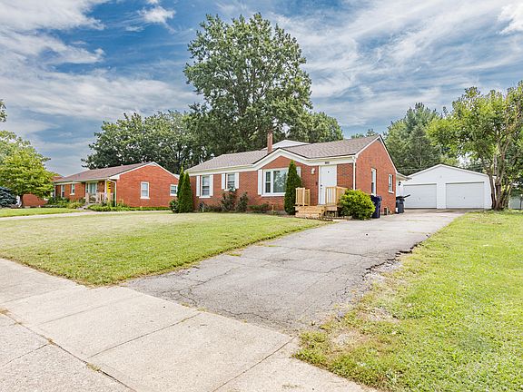 2nd image of 2306 Cabot Dr