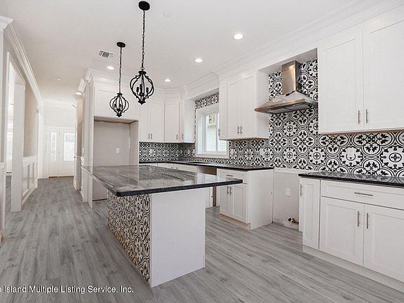 3rd image of 41 Milburn St
