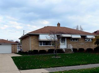 4731 Sunny Ln, Brooklyn, OH