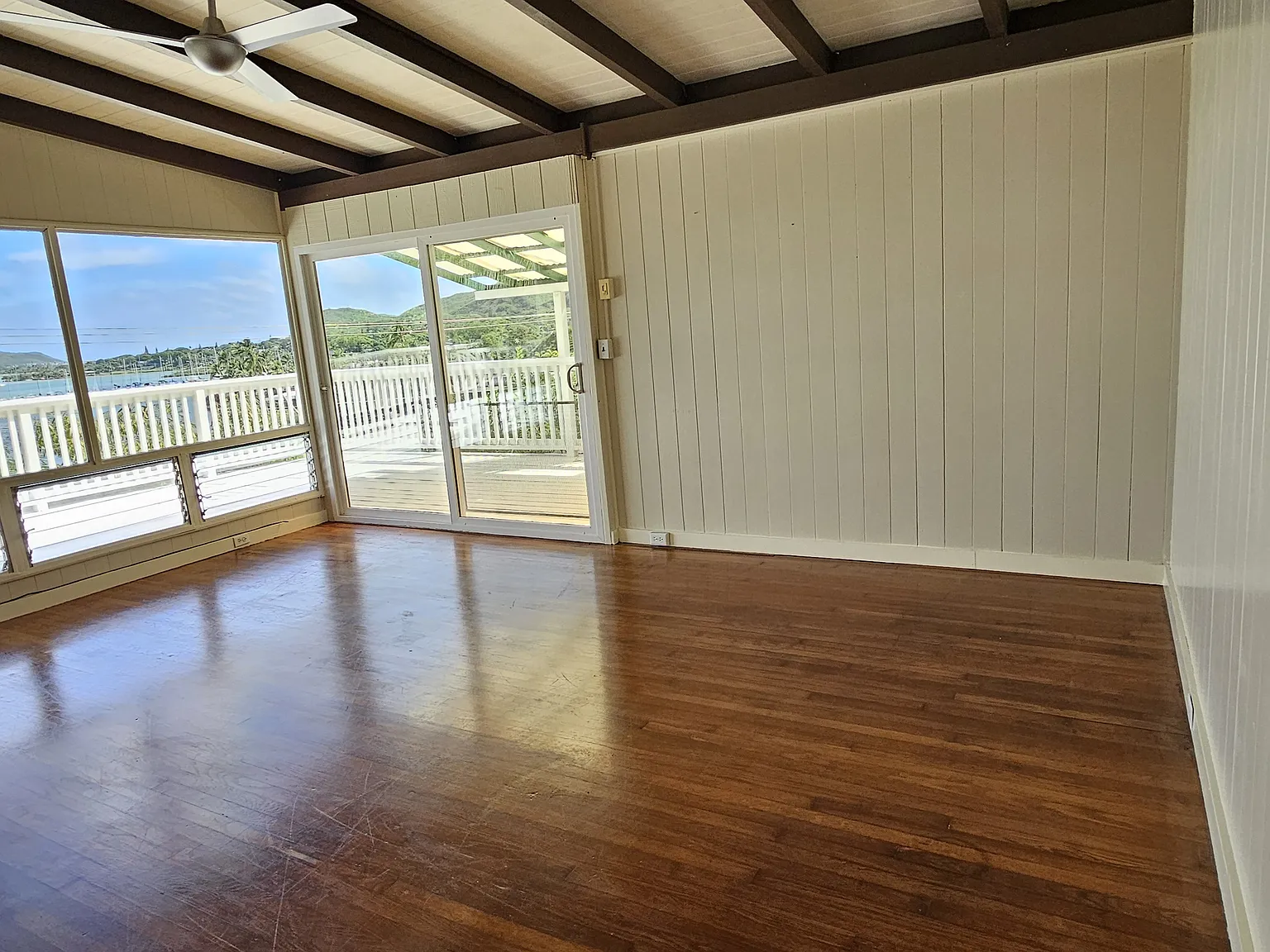 3 bed, 1.5 bath, 1008 sqft, $4,500 — Photo 4