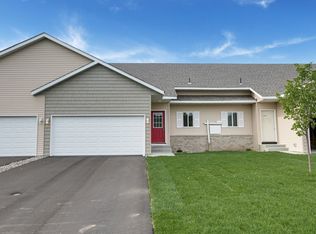 4232 Rymark Ct, Shakopee, MN 55379