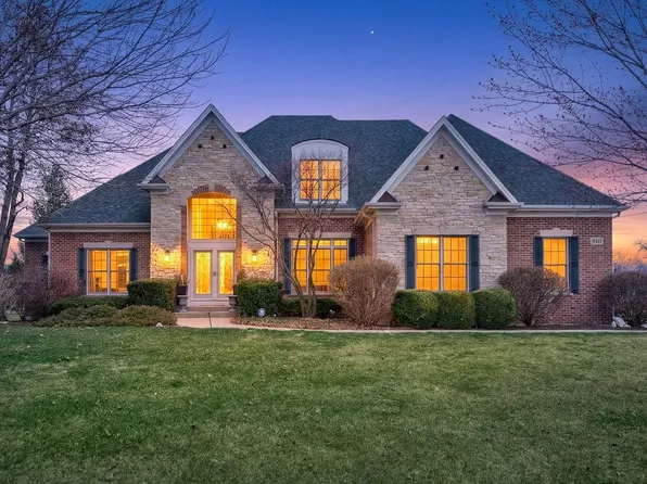 910 Freedom Cir, Sycamore, IL 60178