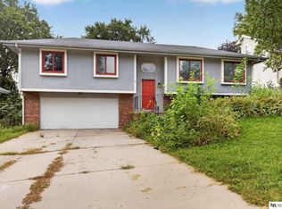 9701 S 22nd Ave, Bellevue, NE 68123