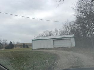 895 Sulphur Lick Rd, Frankfort, OH 45628