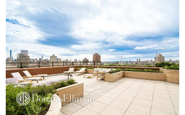 Rented by Douglas Elliman | media 84