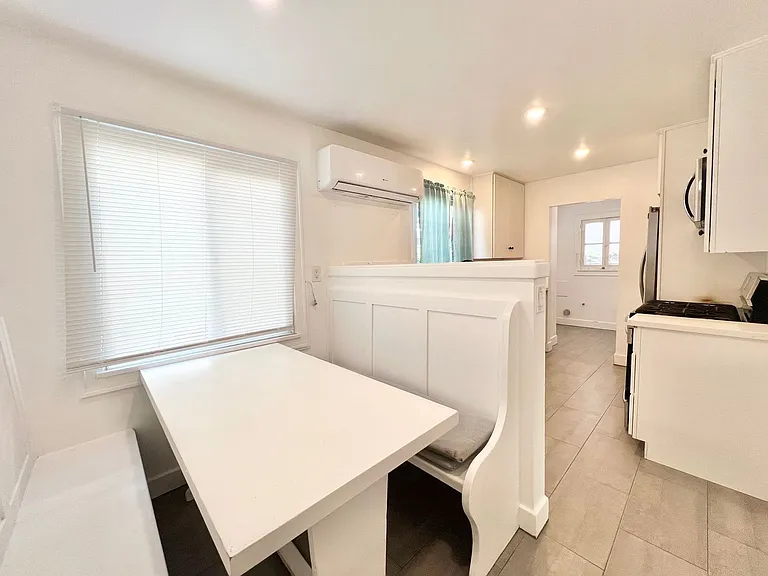 Stunning Ocean & Bay View Two-Story Home on the Long Beach Peninsula — Photo 19