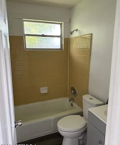 1729 Logan St W #3 — Photo 6