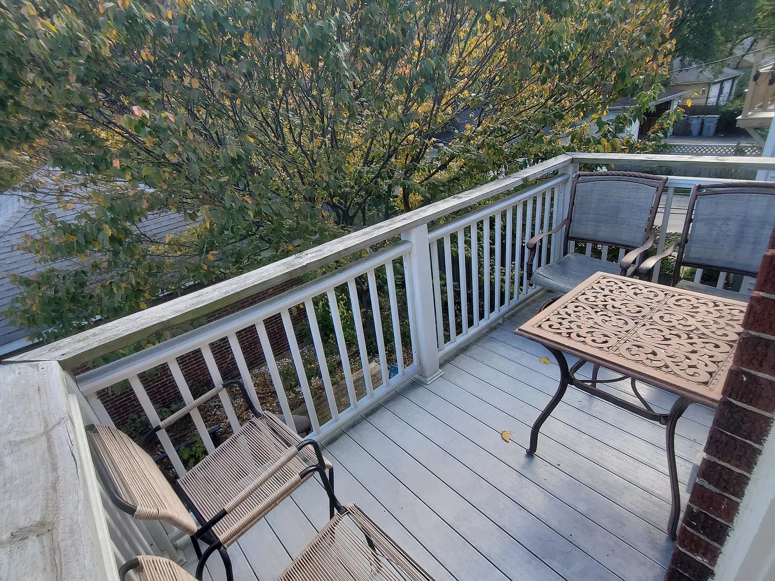 3 bed, 800 sqft, $1,800 — Photo 2