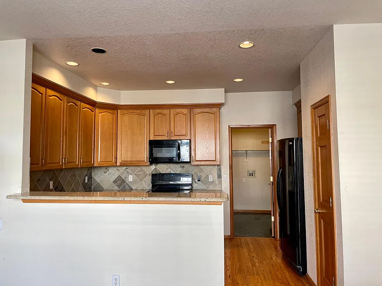 9814 Grove St #C — Photo 5