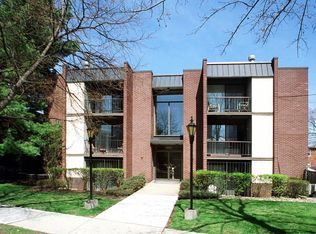 6305 Marchand St APT 16, Pittsburgh, PA 15206