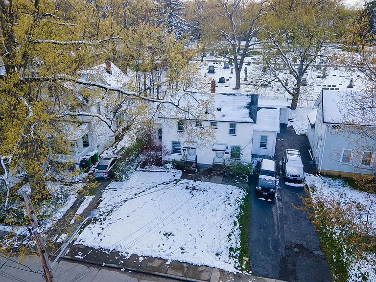 1500 Garden Dr — Photo 16