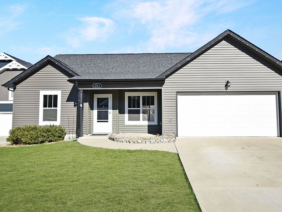 1st image of 2921 Feng Way