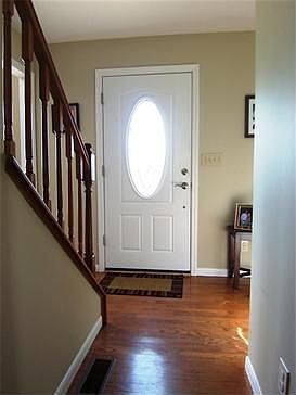 2nd image of 136 Lake Park Dr