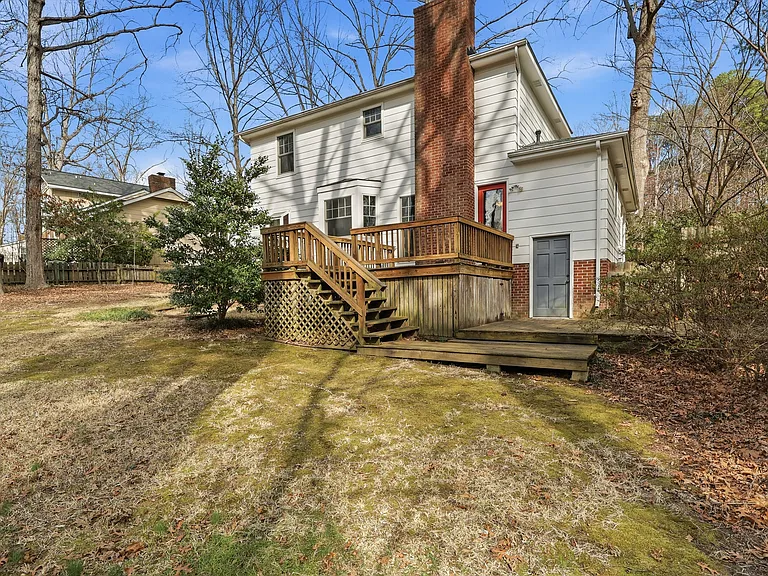 135 Sycamore St — Photo 26