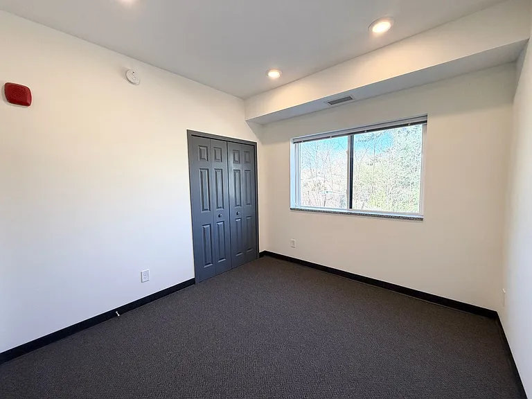 The Eastview — Photo 21