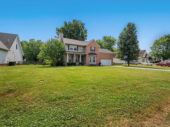 3rd image of 2590 Milton Ln