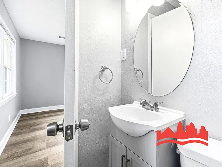 36 W Emory Rd — Photo 18