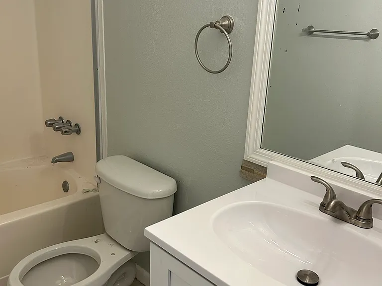 12611 Touchton Dr #122 — Photo 6