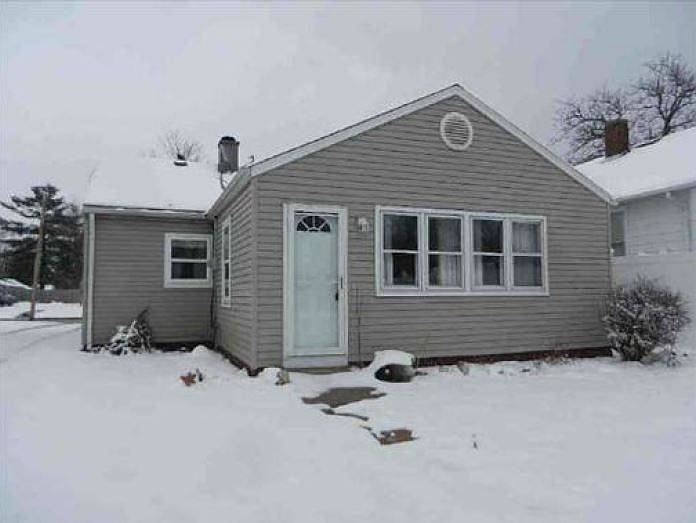 2nd image of 1602 Willard St