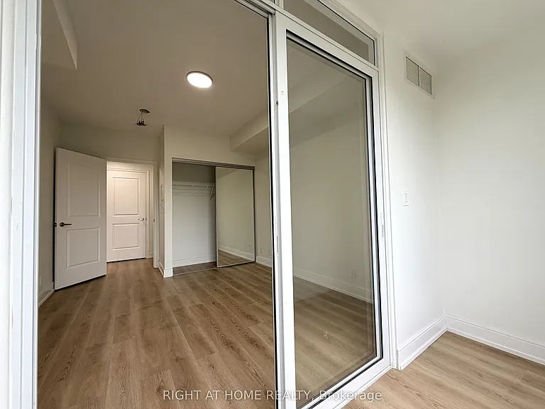 9235 Jane St #214 — Photo 21