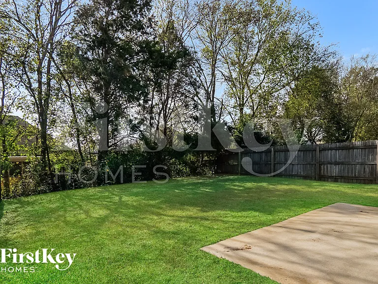 152 Moss Stone Ln — Photo 15