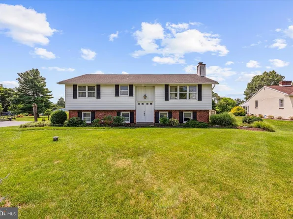 109 Roberts Ave, Quakertown, PA 18951