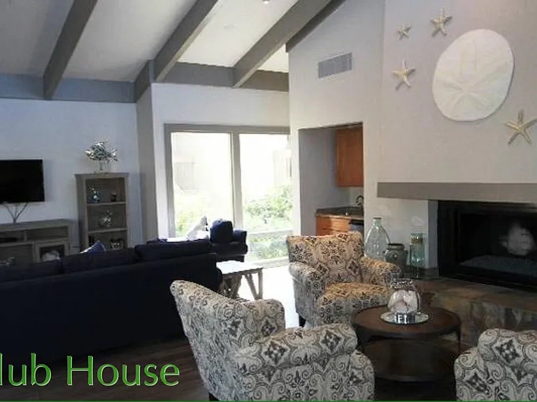 30 Glenwood Cir #299 — Photo 17