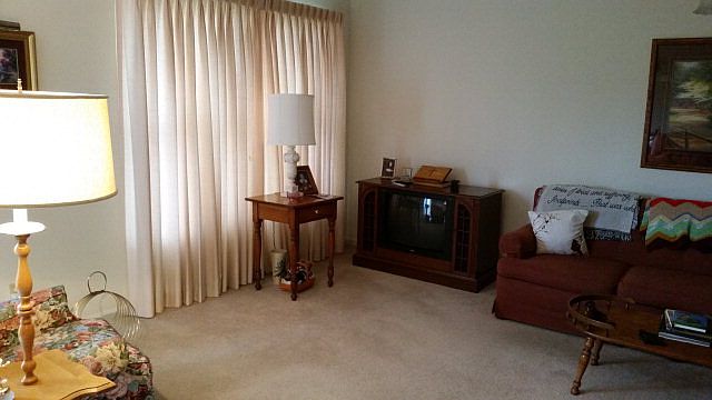 2nd image of 839 Avalon Dr