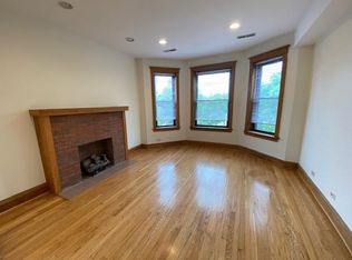 2701 N Saint Louis Ave APT 3, Chicago, IL 60647