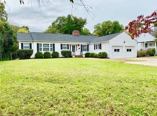 1612 Reynolda Rd, Winston Salem, NC 27104