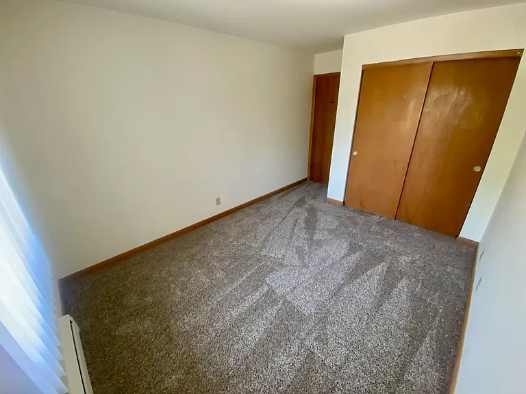 Reid Terrace — Photo 7