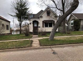 821 15th St N, Virginia, MN 55792