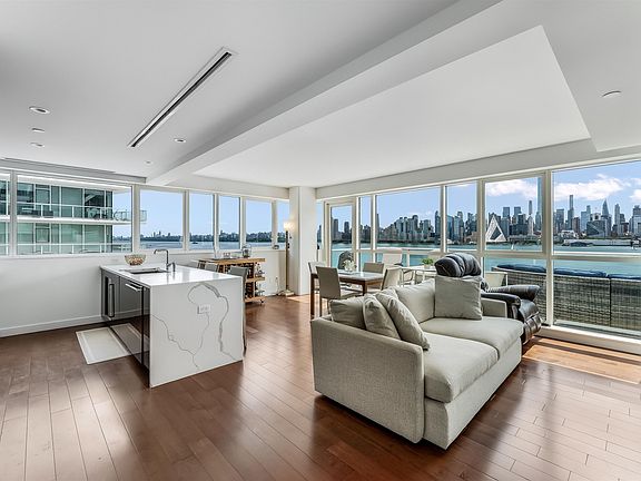 2nd image of 800 Avenue At Port Imperial #618