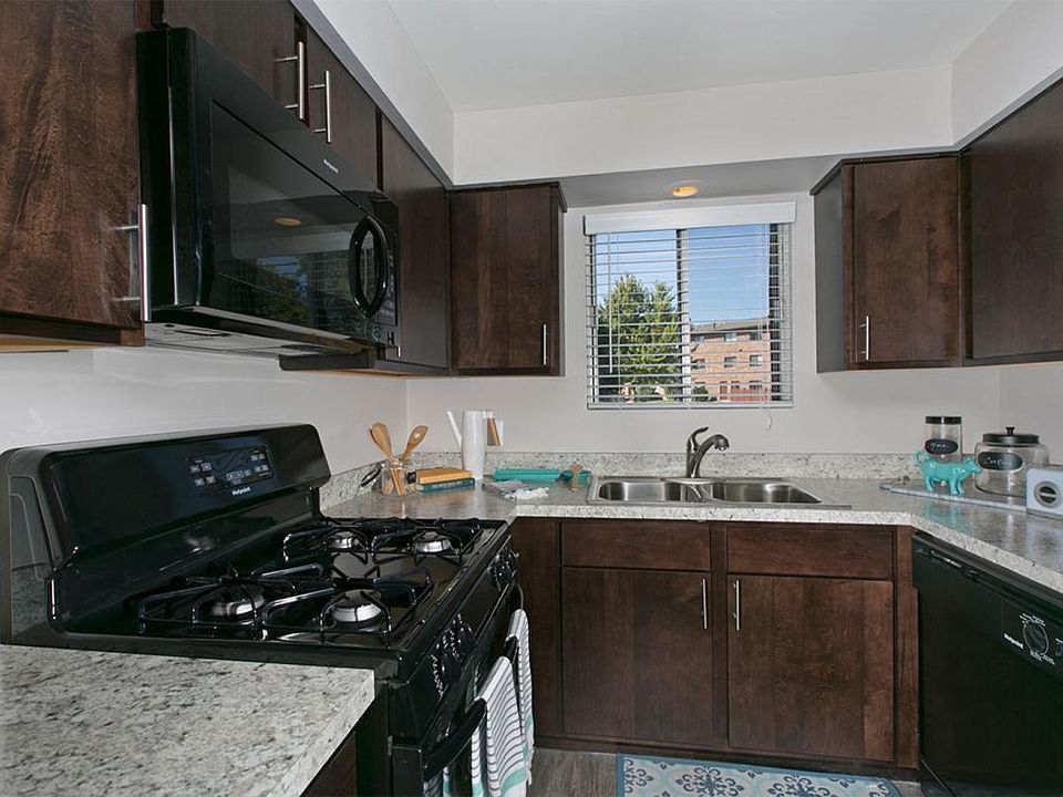 1st image of 6719 Alpine Ln APT 6