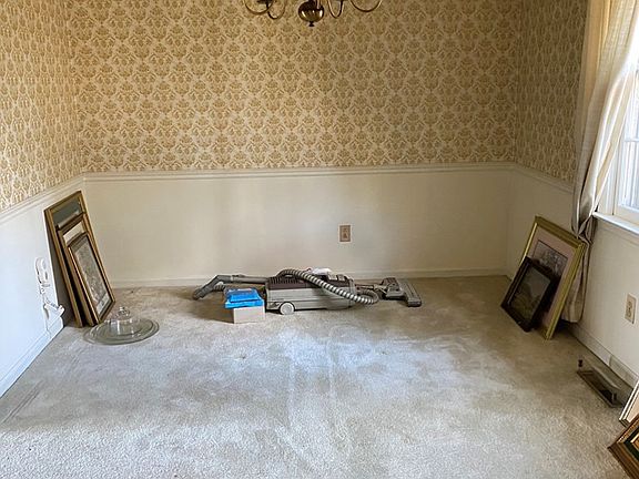3rd image of 1208 Muriel St