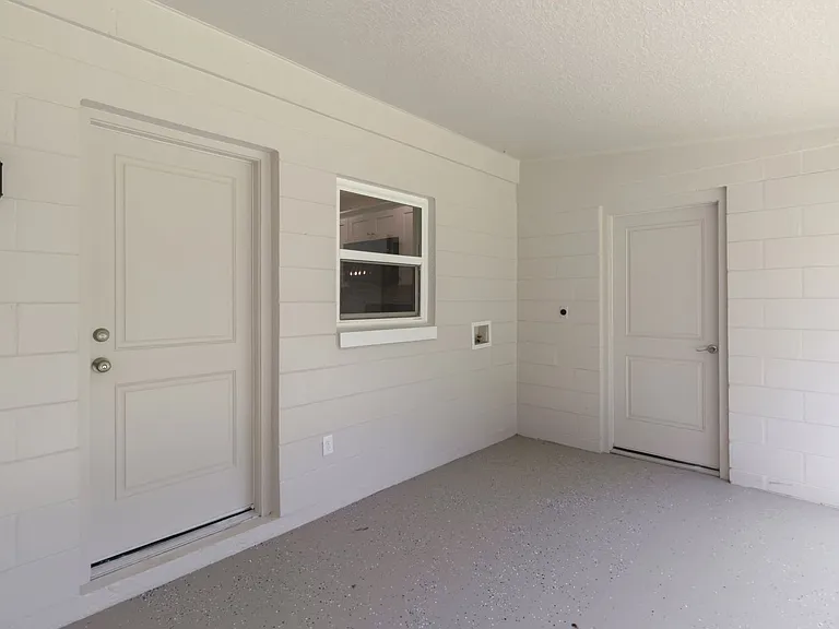 217 Montana Ave — Photo 22