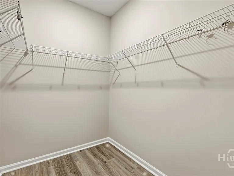 130 Danbury Ct — Photo 26