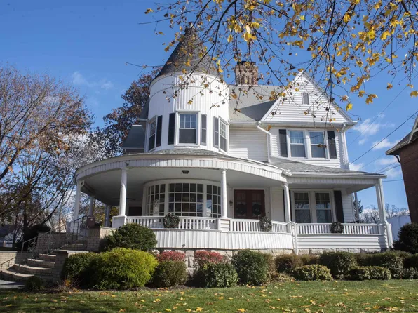 19 John Street, Saugerties, NY 12477