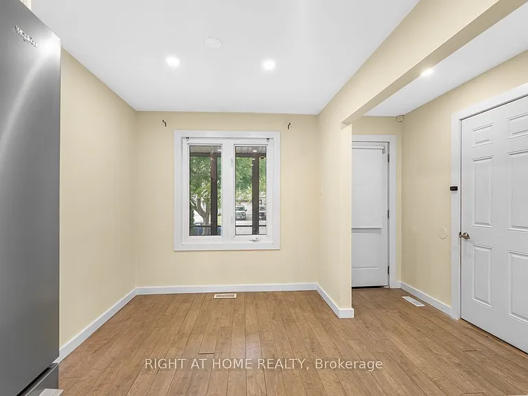 1361 Brands Ct — Photo 5