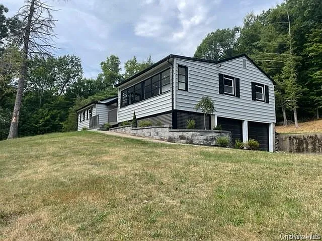 126 Roselawn Rd — Photo 1