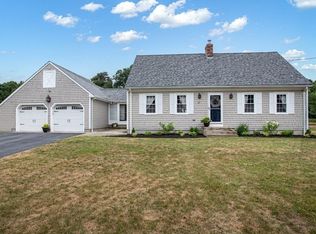 17 Weetamoe Dr, Assonet, MA 02702