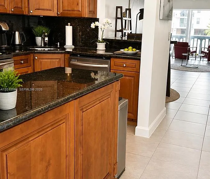 440 Paradise Isle Blvd #402 — Photo 3