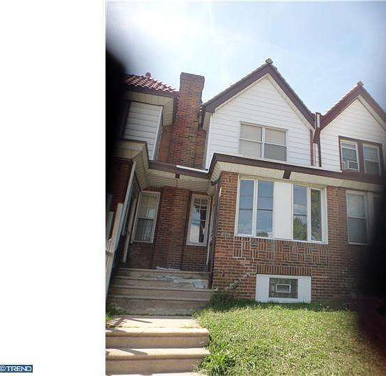 1st image of 584 E Godfrey Ave