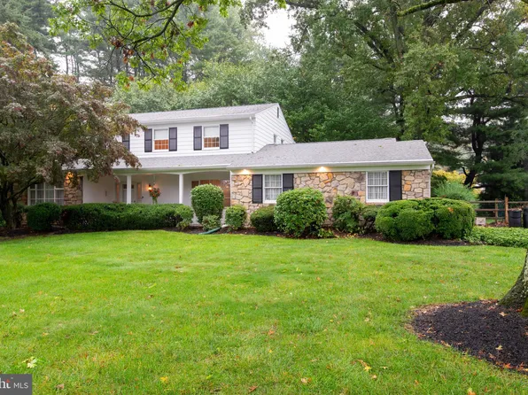 3597 Cranberry Dr, Huntingdon Valley, PA 19006