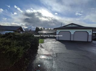 22 Anchor Cove Ln, Sequim, WA 98382