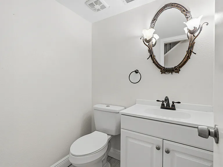 7014 Edenbrook Ct — Photo 10