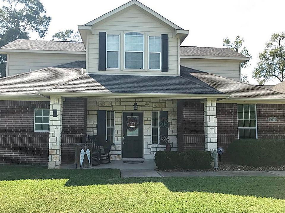 1st image of 13215 Maple Dr