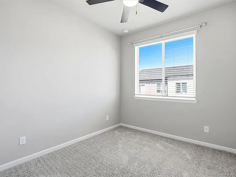 463 Millwall Cir — Photo 27