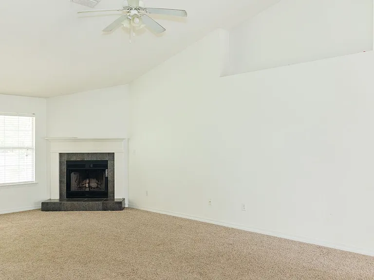 25759 Keldon Ct — Photo 20